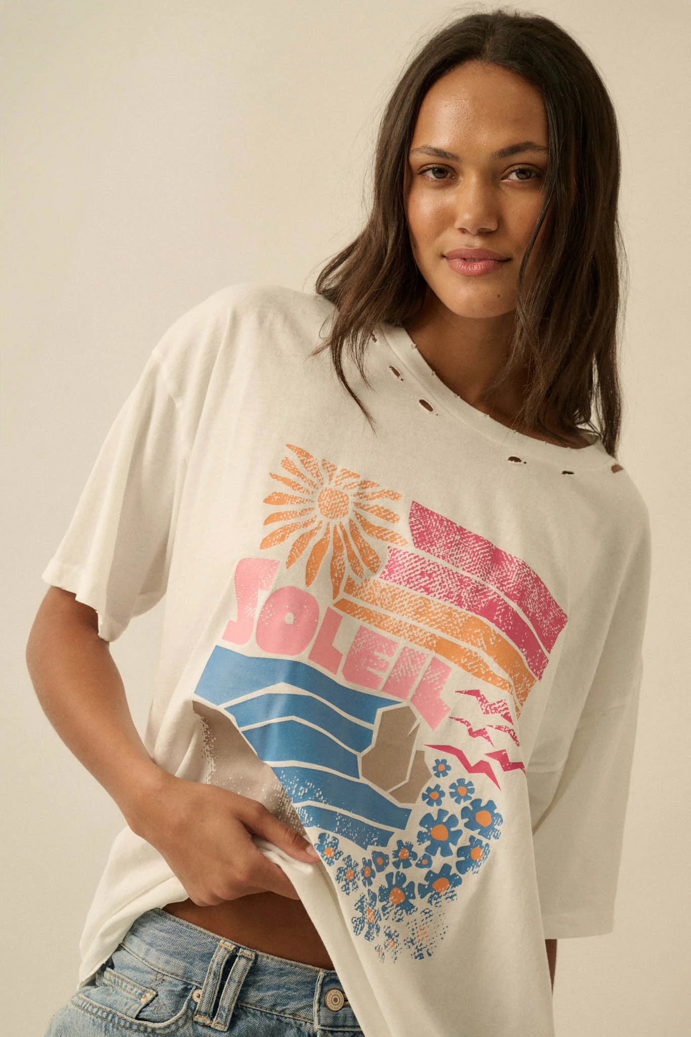 Soleil Beach Distressed Oversize Graphic Tee - Image 4