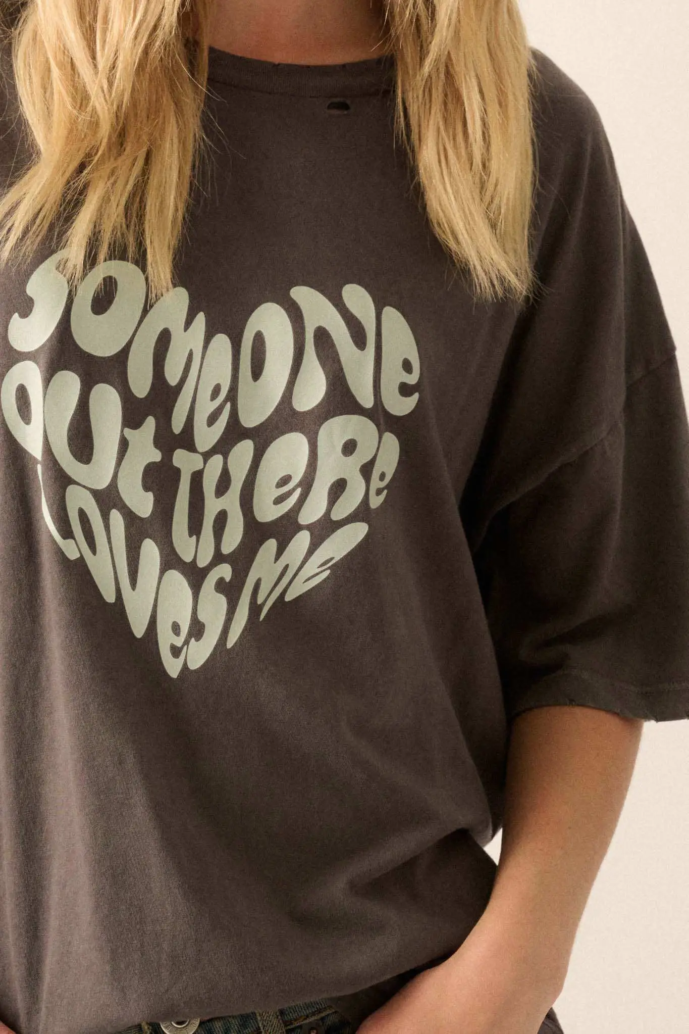 Someone Out There Loves Me Distressed Graphic Tee - Image 2