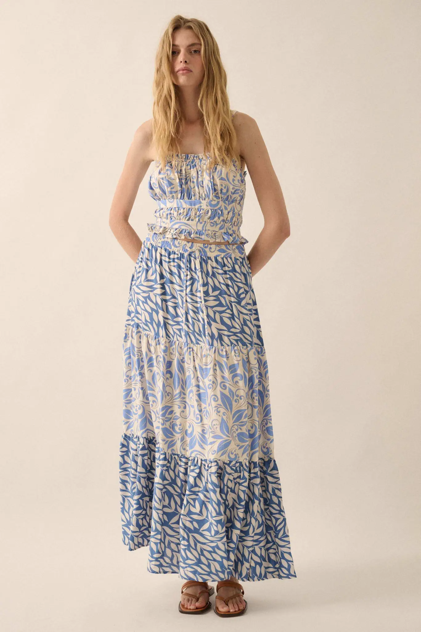 Splendid Beauty Floral Gathered Cropped Cami Top - Image 9