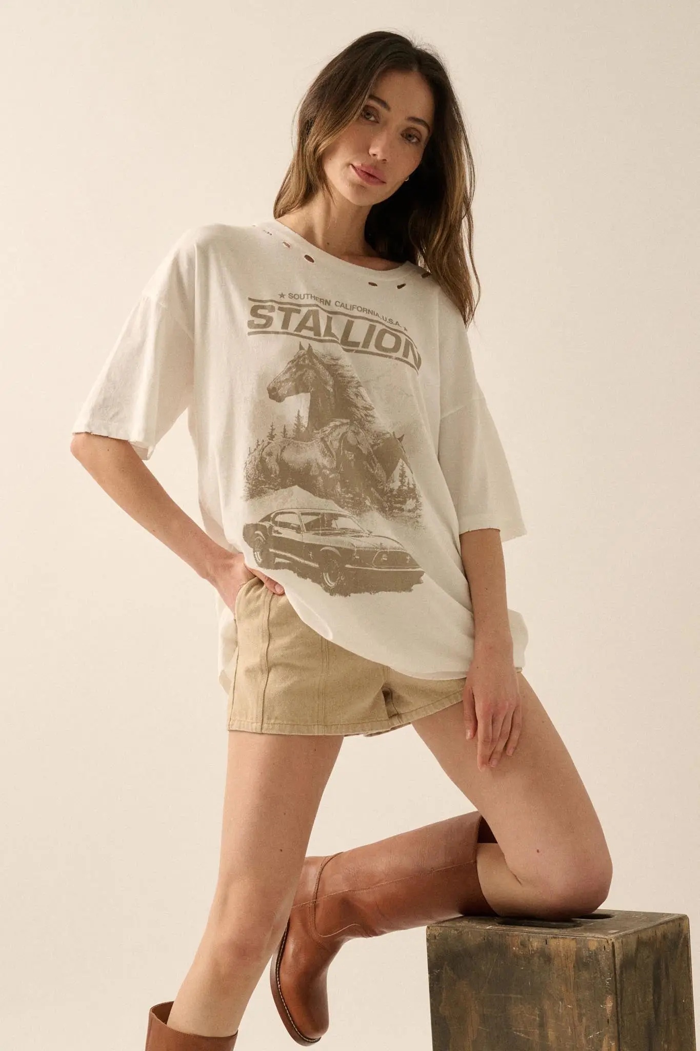 Stallion Muscle Car Distressed Oversize Graphic Tee