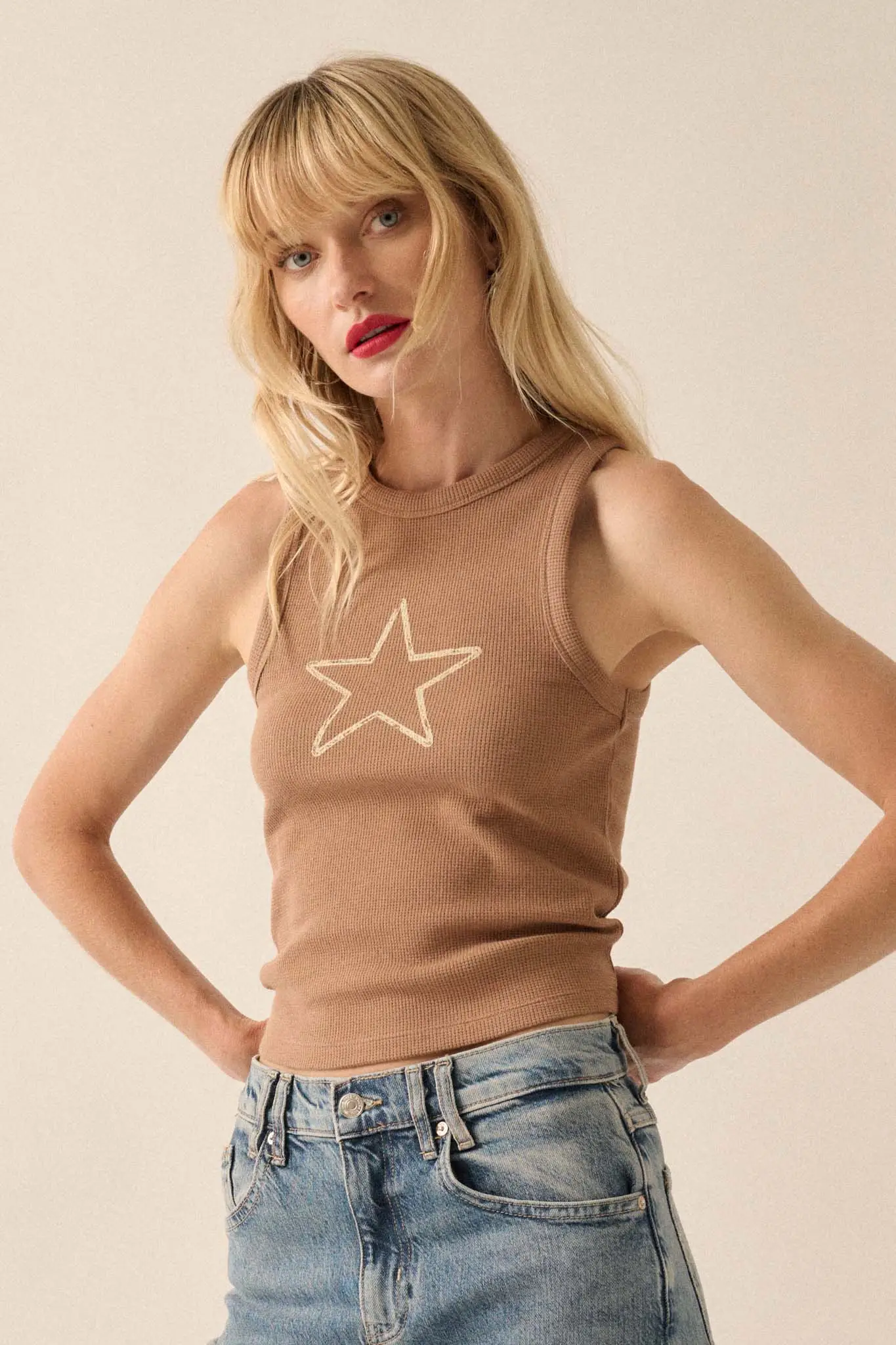 Star Quality Crew-Neck Thermal Graphic Tank Top - Image 5