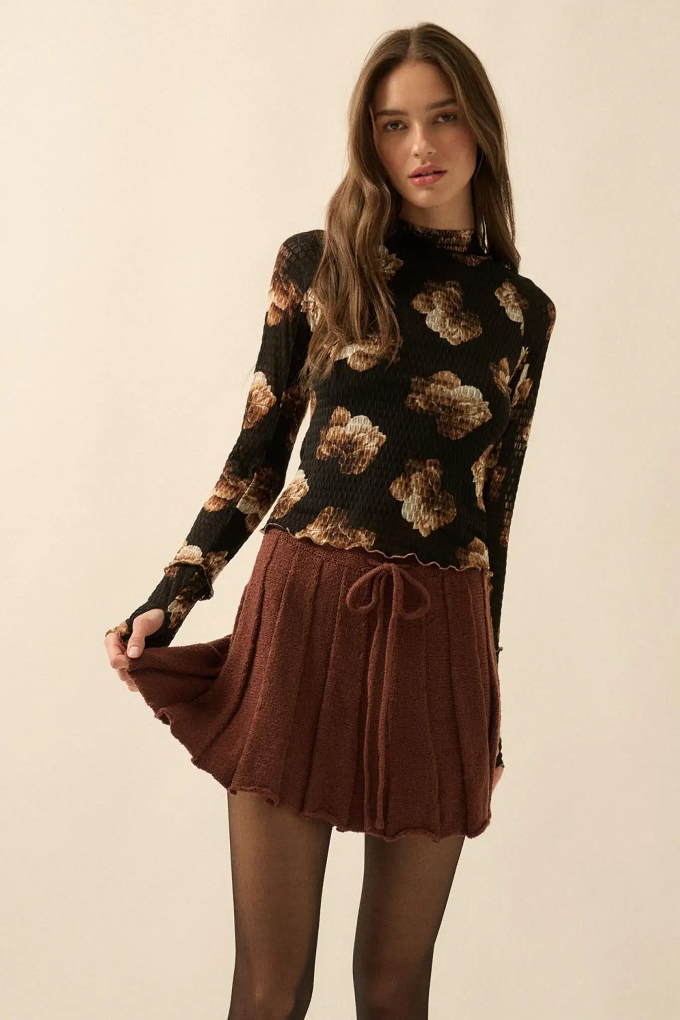 Sweet Scent Floral Honeycomb Mesh Thumbhole Top - Image 4