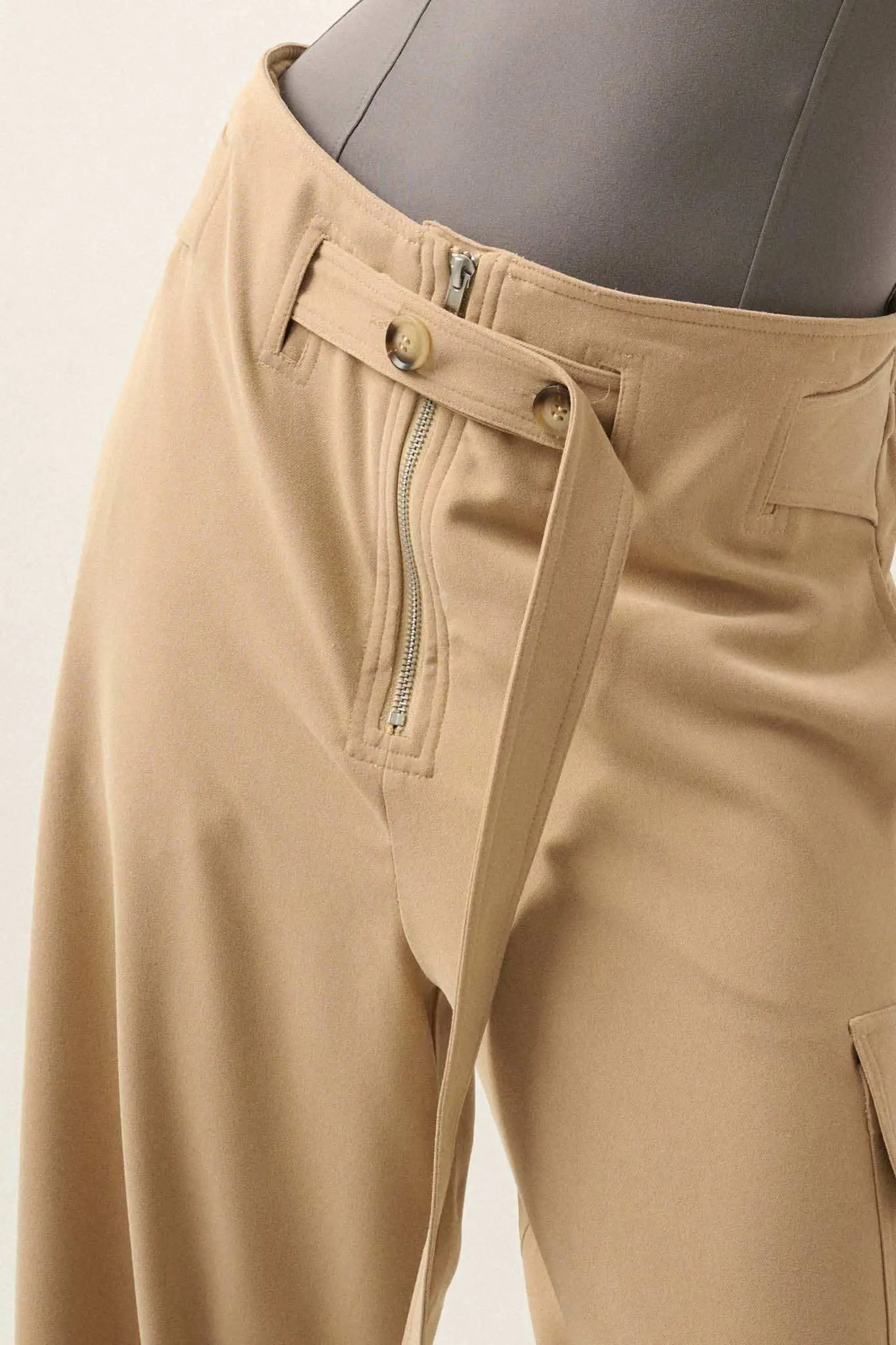 Take It in Stride Belted Wide-Leg Cargo Pants - Image 4