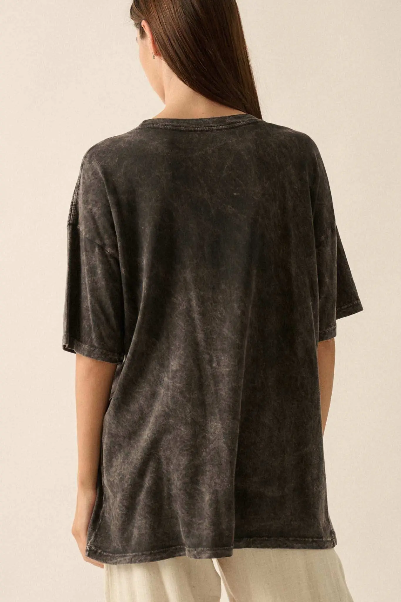Tiger Tarot Oversized Vintage-Wash Graphic Tee - Image 6