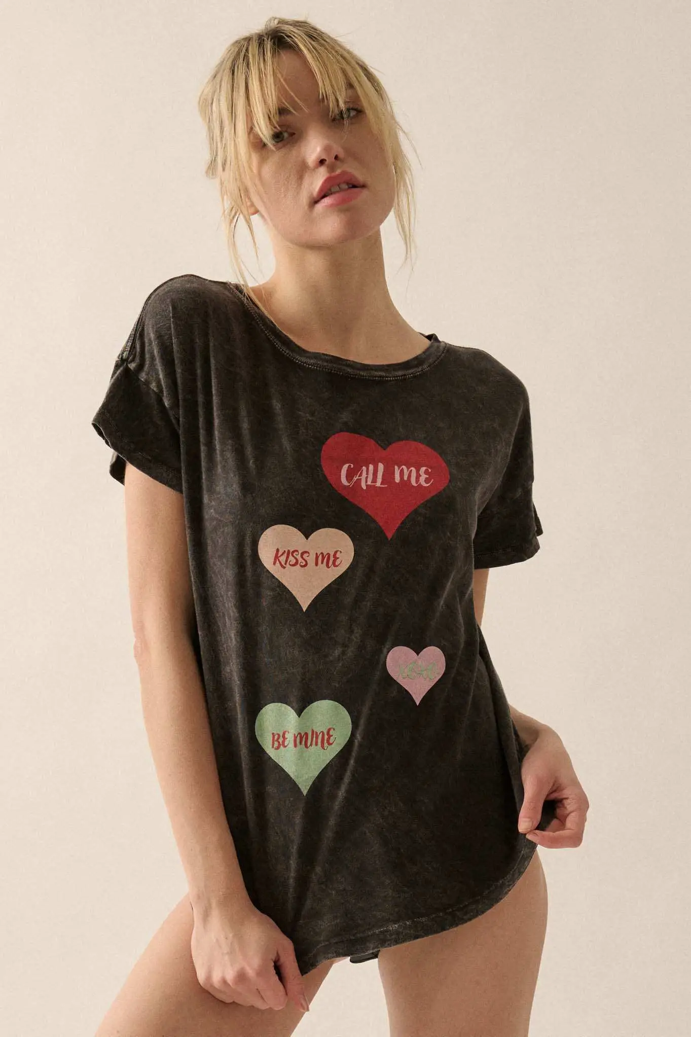 Valentine Hearts Vintage-Wash Graphic Tee