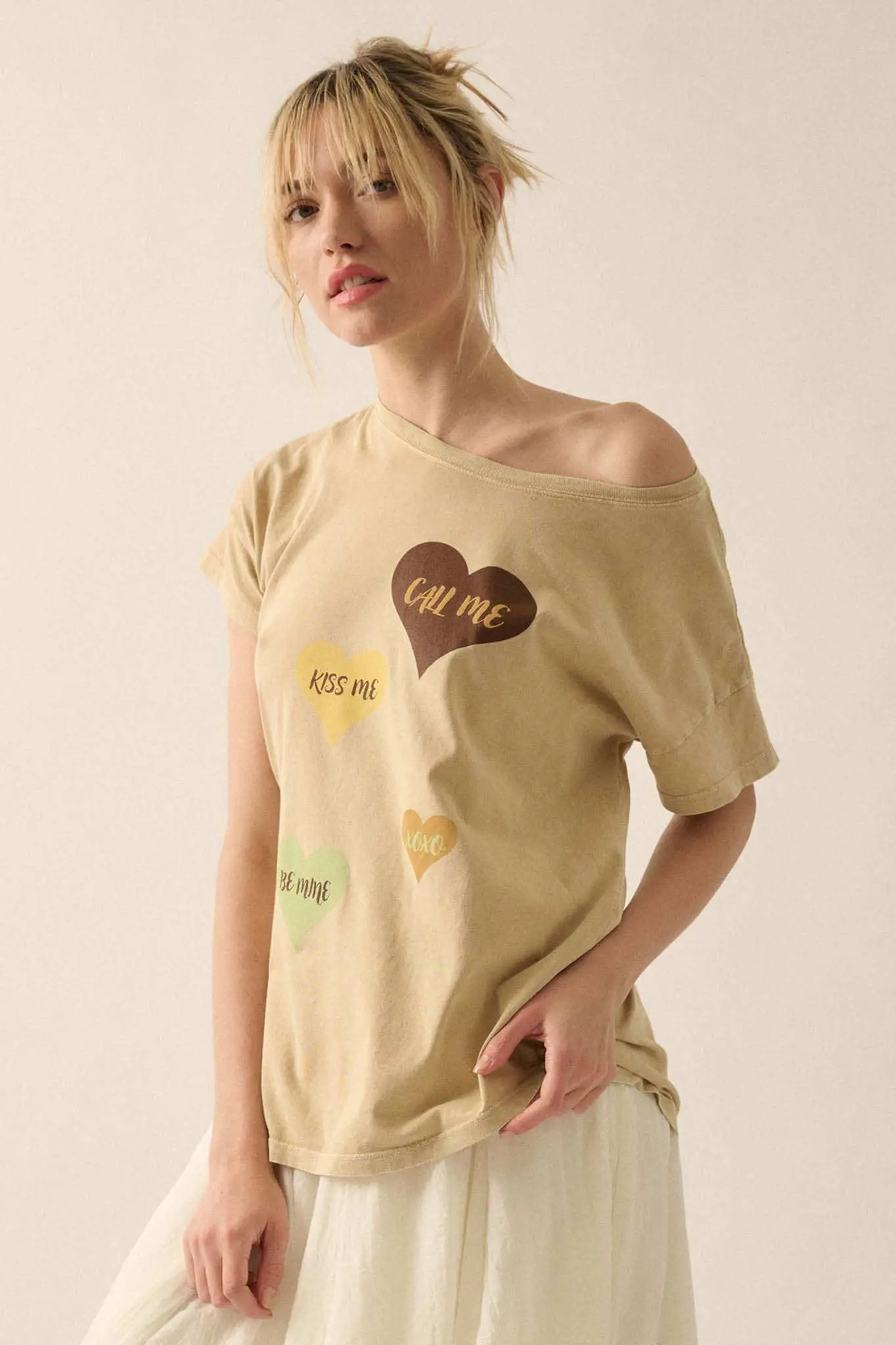 Valentine Hearts Vintage-Wash Graphic Tee - Image 9