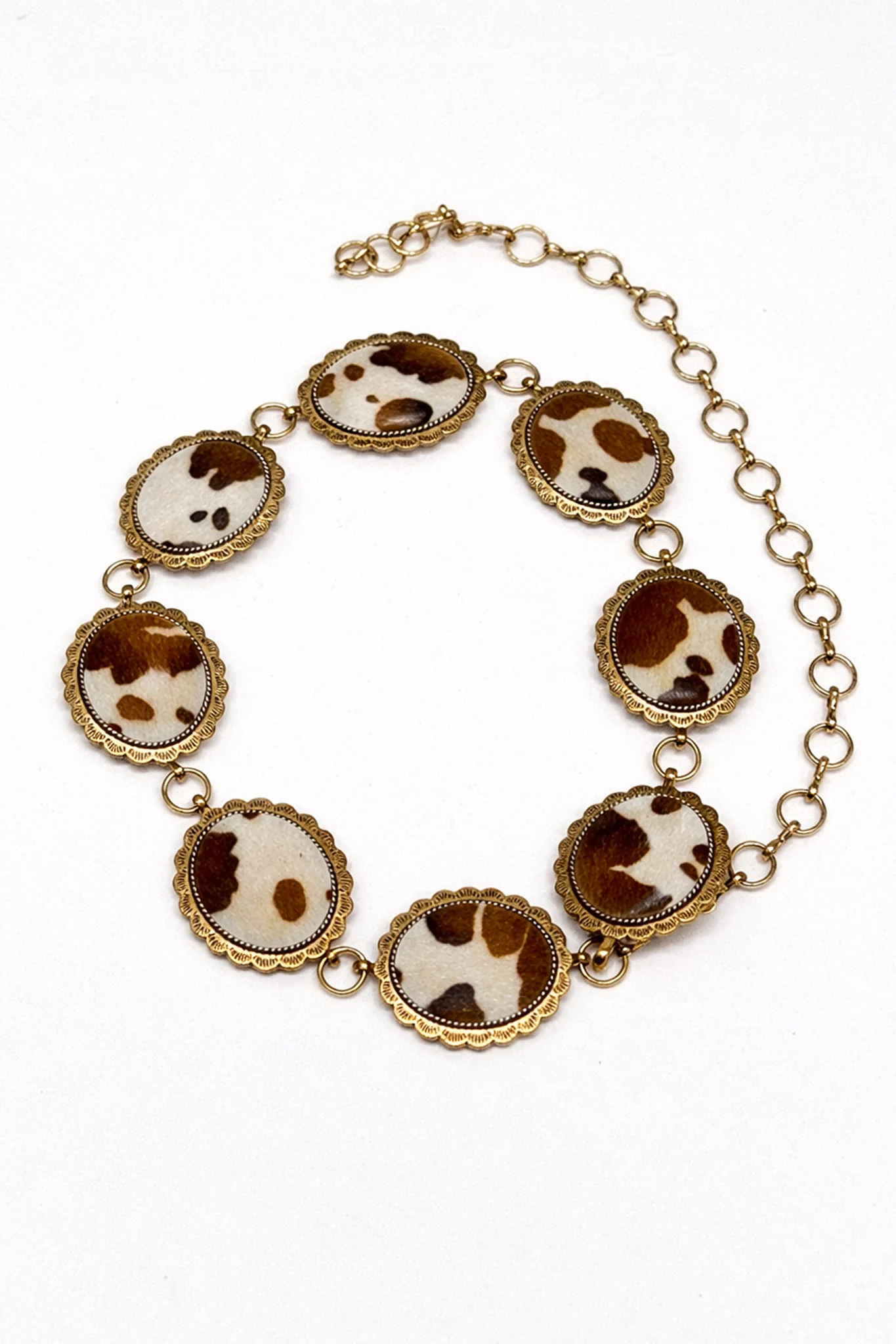 Vasquez Western Cowhide Concho Chain Belt - Image 2