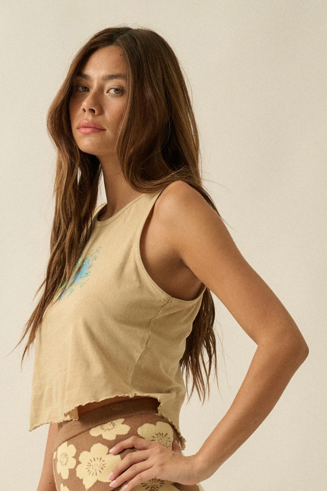 Vintage Bouquet Lettuce-Edge Graphic Tank Top - Image 5