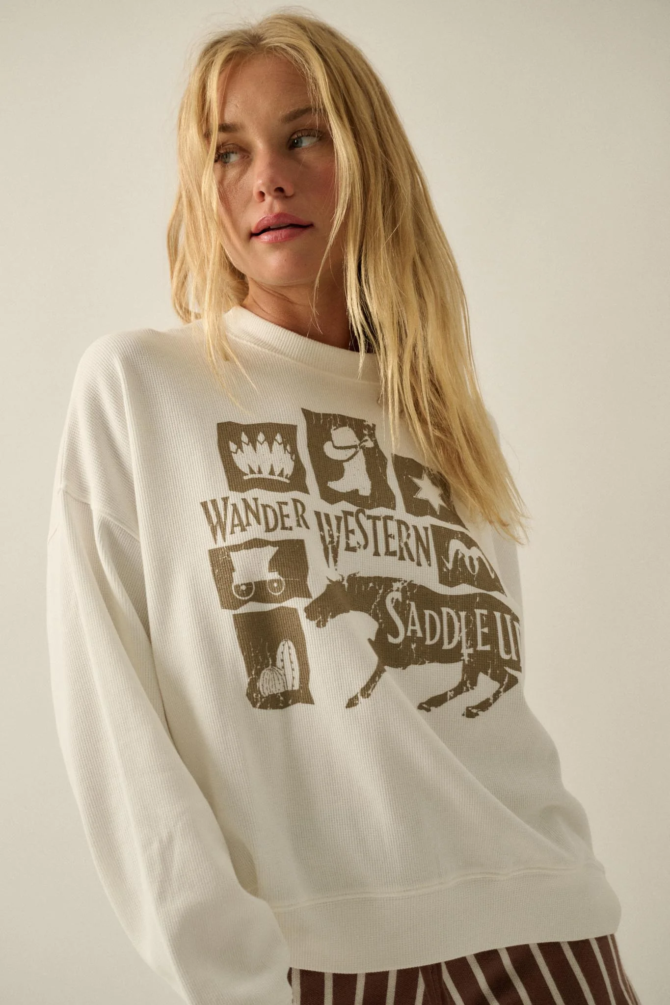 Wander Western Oversize Thermal Graphic Top - Image 4