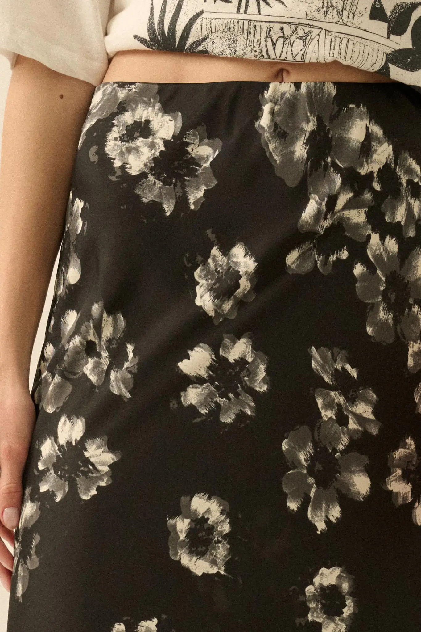 Whispering Petals Bias-Cut Floral Satin Maxi Skirt - Image 9